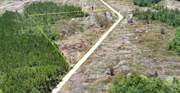 11 Acres in the Country thumbnail image