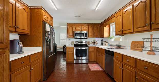 7919 U.S. 84, Patterson, GA, USA thumbnail image