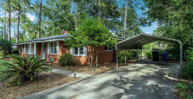 583 Oak Villa Dr thumbnail image