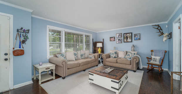 583 Oak Villa Dr thumbnail image