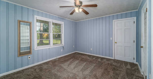 583 Oak Villa Dr thumbnail image