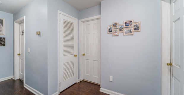 583 Oak Villa Dr thumbnail image