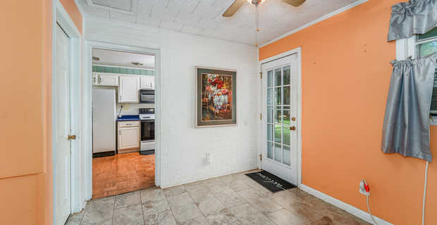 583 Oak Villa Dr thumbnail image