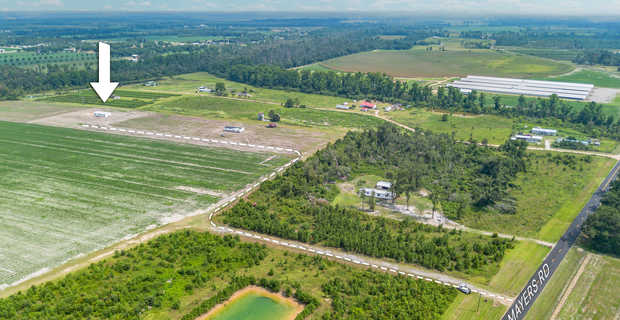 1.75 ± Acres on 4043 Lake Mayers Road thumbnail image