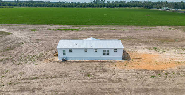1.75 ± Acres on 4043 Lake Mayers Road thumbnail image