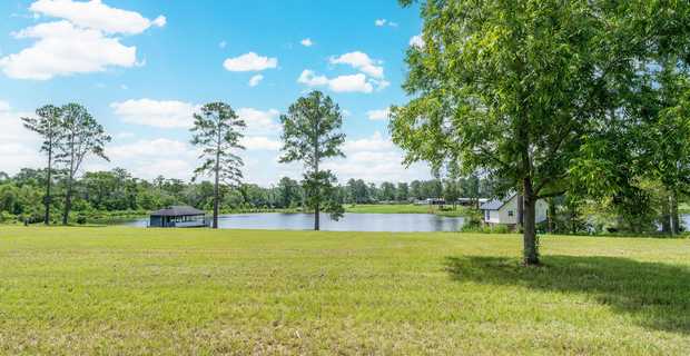 Tract 2 Lakeview Circle thumbnail image