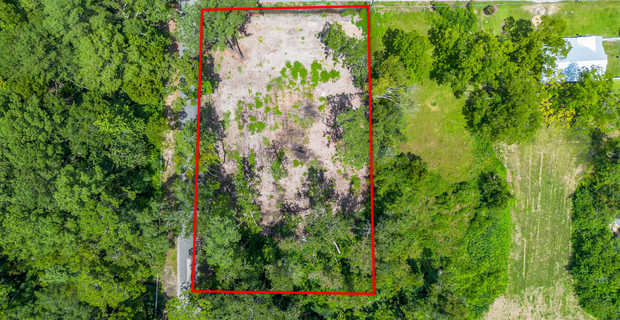 1± Acre Lot in Blackshear, GA thumbnail image