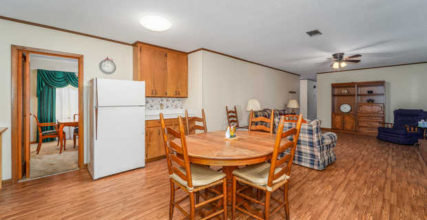 1245 Blythe Island Dr thumbnail image